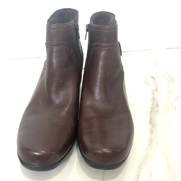 Clarks Scheme Pearl Block Heel Side Zip upper Brown Leather Ankle Boots 11 - Picture 4 of 7